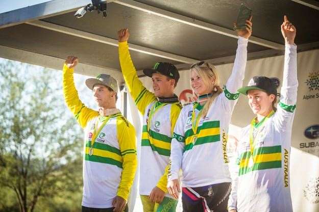 Elite-and-U19-DH-Champions-(c)-Tim-Bardsley-Smith