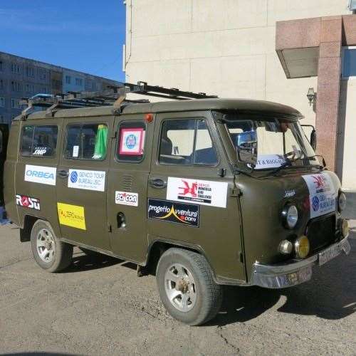 Race vehicles add a dose of retro to the Challenge. Photo: Mike Blewitt