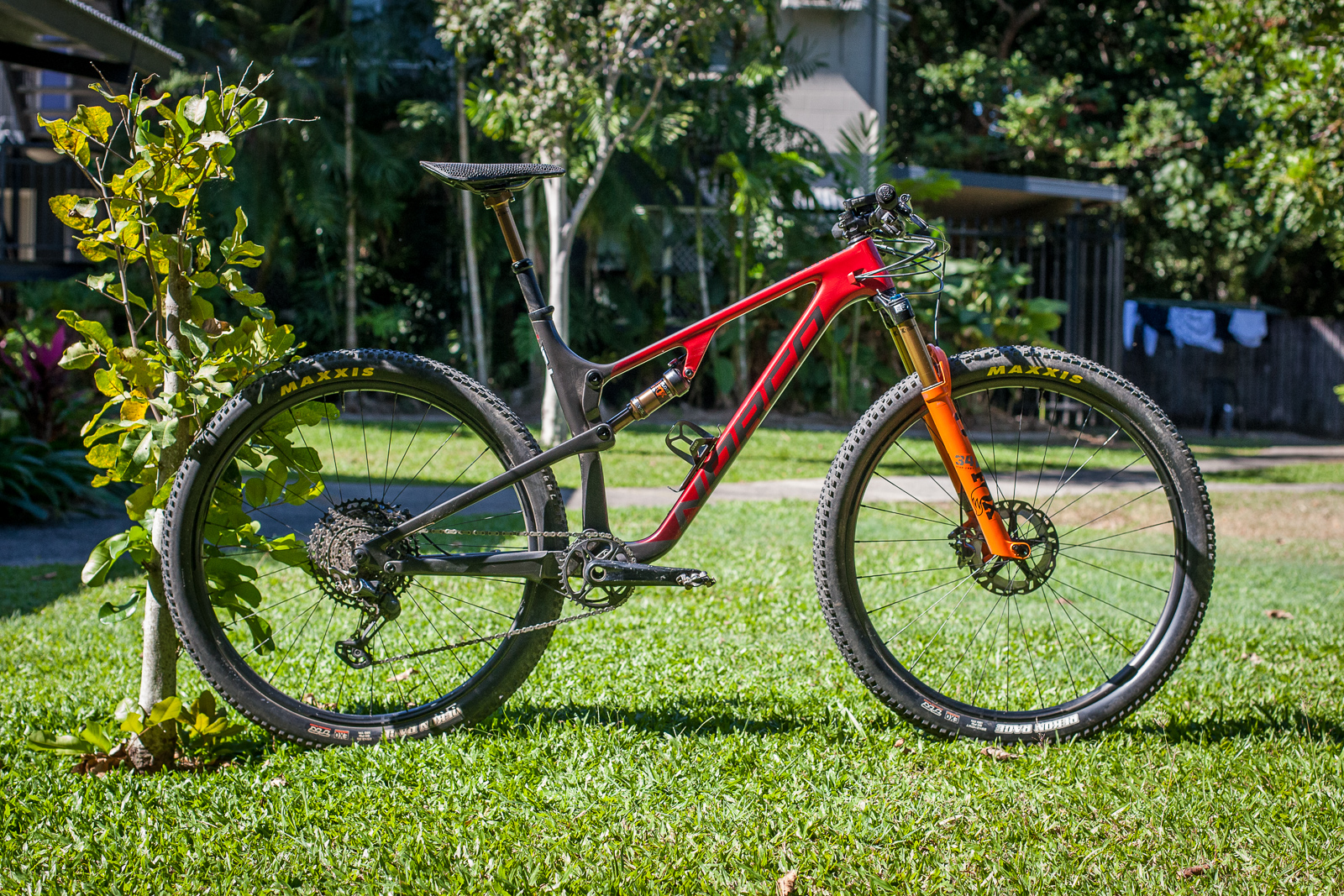 Bike Check Mike Blewitt s Norco Revolver for Reef to Reef Australian Mountain Bike