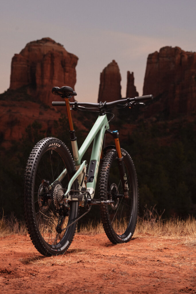 Pivot Trailcat LT
