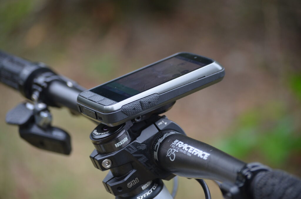Wahoo ELEMNT Ace mounted on Mountain Bike