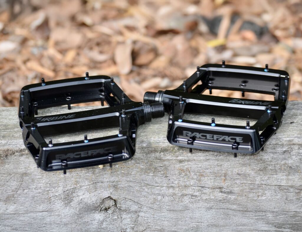 Race Face Turbine mountain bike flat pedals