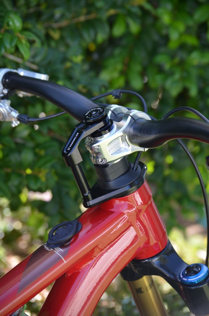 Pademelon steering damper