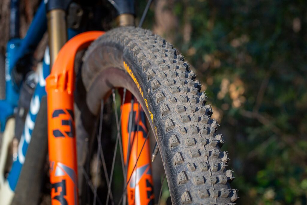 Continental Magnotal Cross Country Tyre
