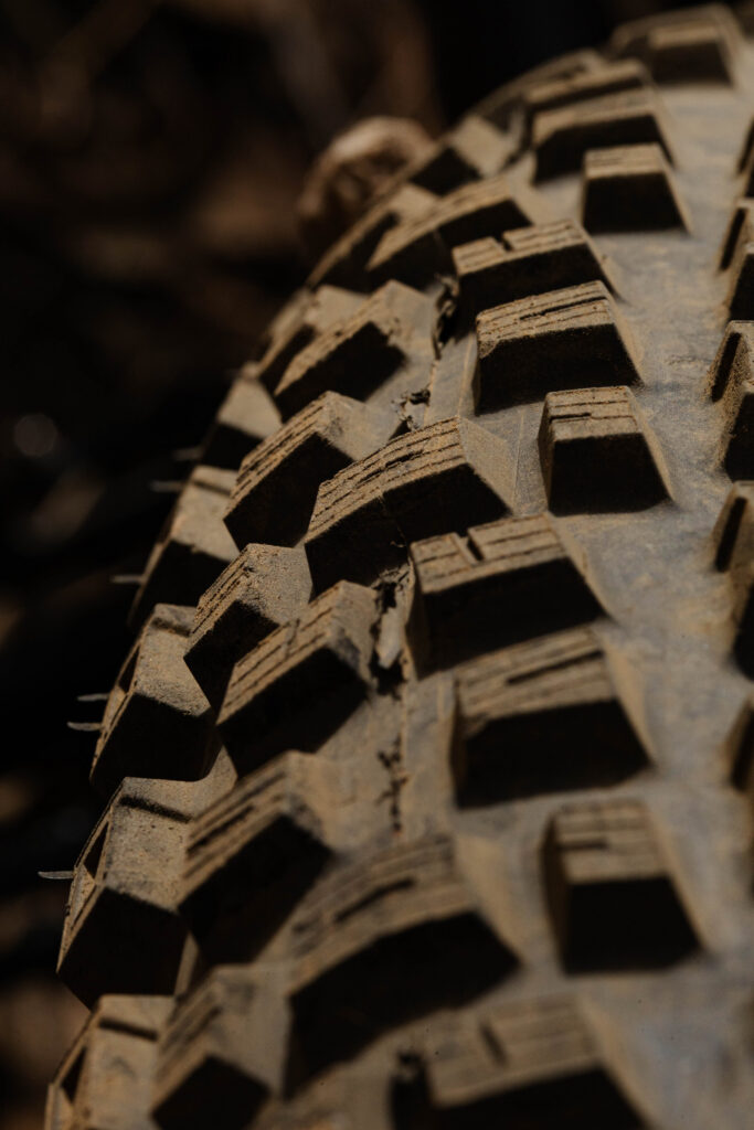 Pirelli Blacksting
